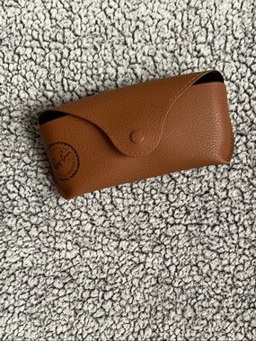 Ray-Ban Brown Leatherette Sunglasses Case